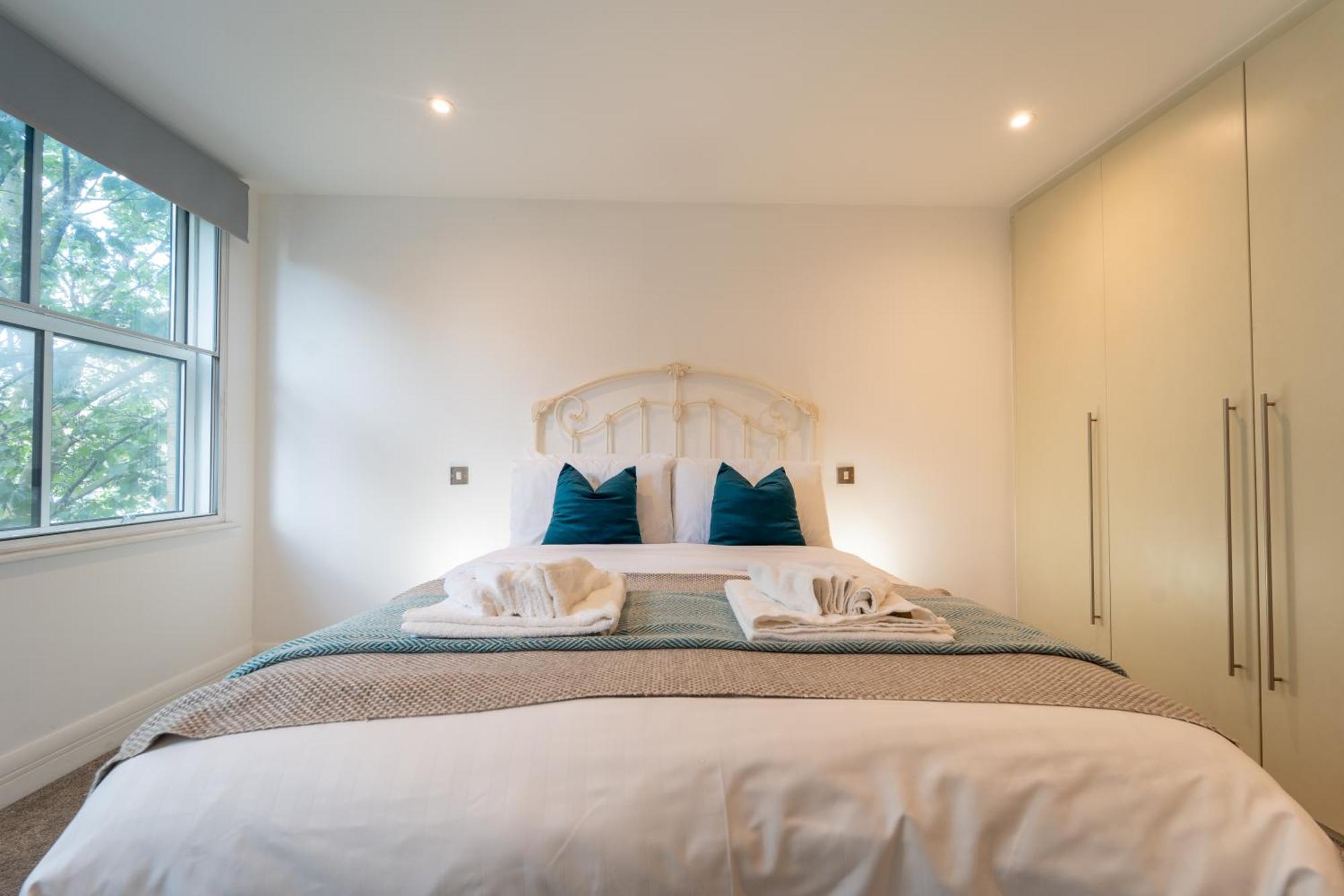 2br Flat With Parking In