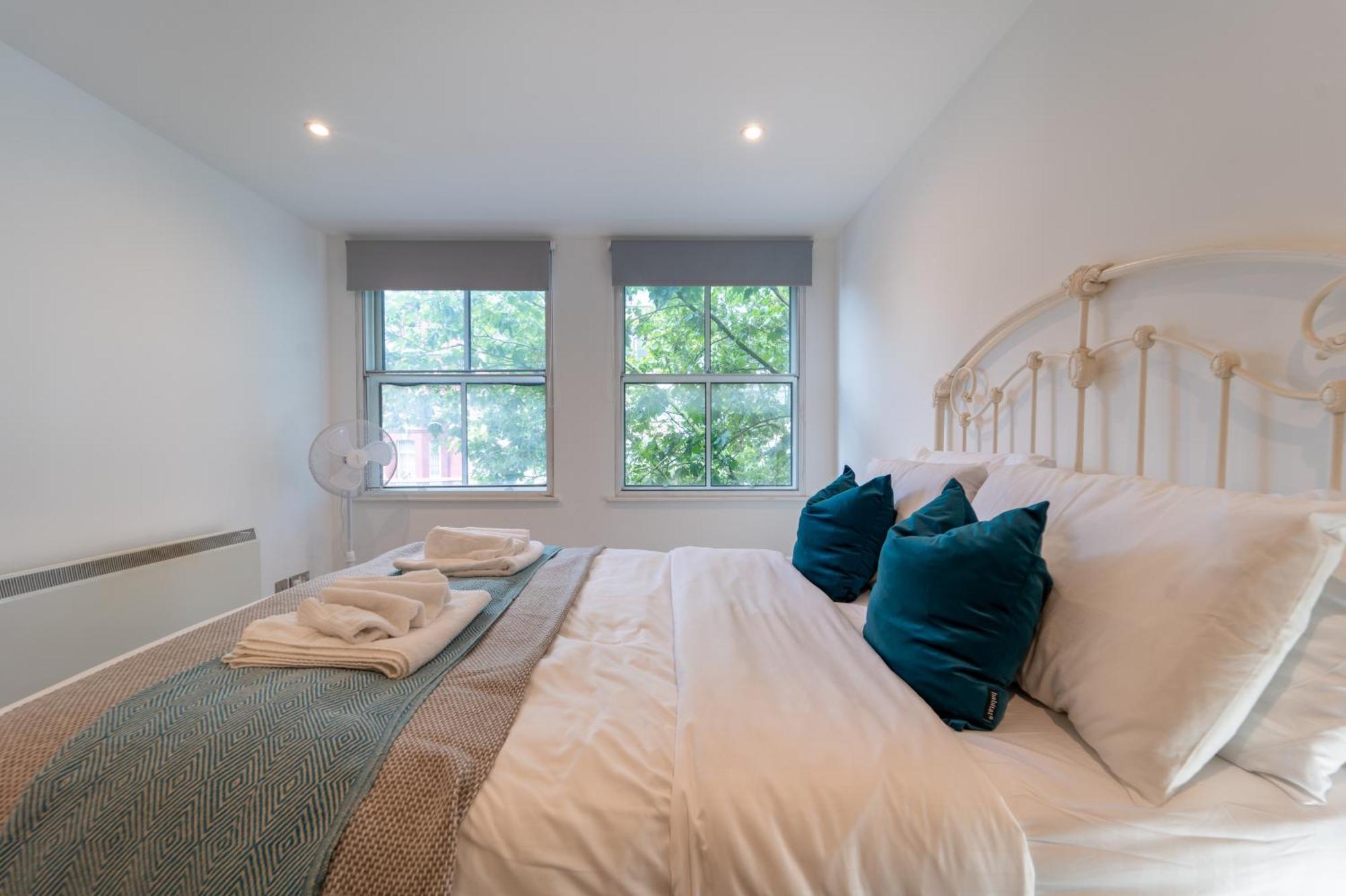 2br Flat With Parking In Apartment *